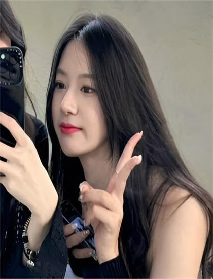 《完美纠葛》美学价值主流分析：艺术美感与审美特征探讨